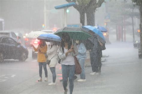 晚上下大雨|大雨繼續下！14縣市豪大雨特報恐一路下到晚上 